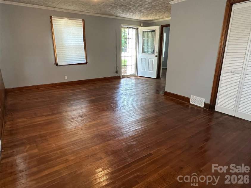 1012 Louise Road, Winston Salem, NC 27107.  MLS# CAR4419508, YatesRealty ID 47691. Primary/den