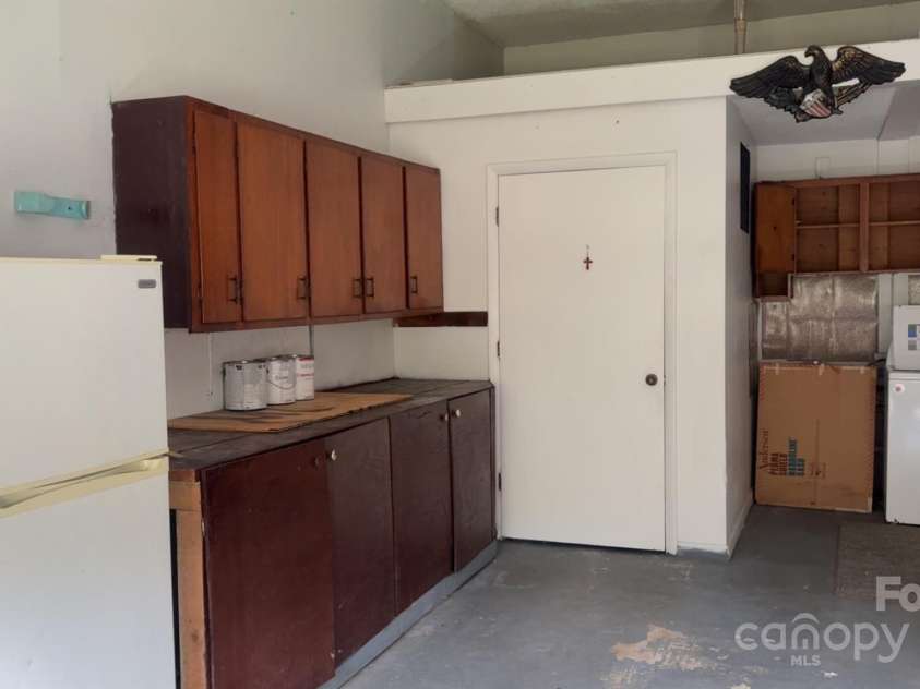 456 Duck Branch, Bakersville, NC 28705.  MLS# CAR4285904, YatesRealty ID 477. 