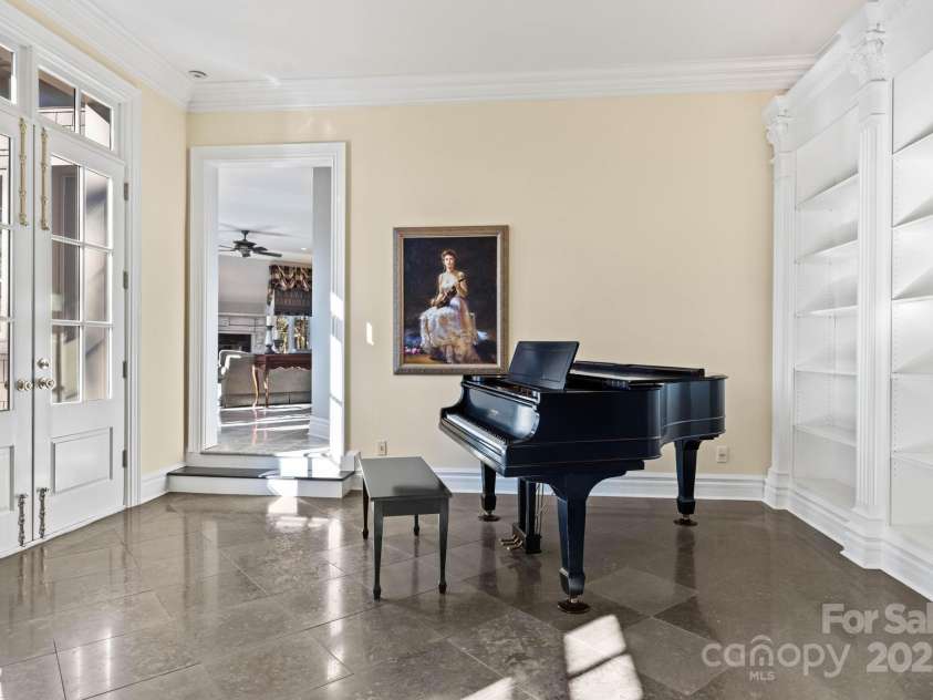 1676 Valle Cay Drive, Vilas, NC 28692.  MLS# CAR4227126, YatesRealty ID 4770. 