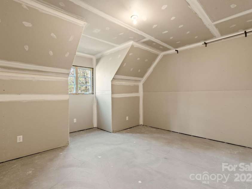 1676 Valle Cay Drive, Vilas, NC 28692.  MLS# CAR4227126, YatesRealty ID 4770. 