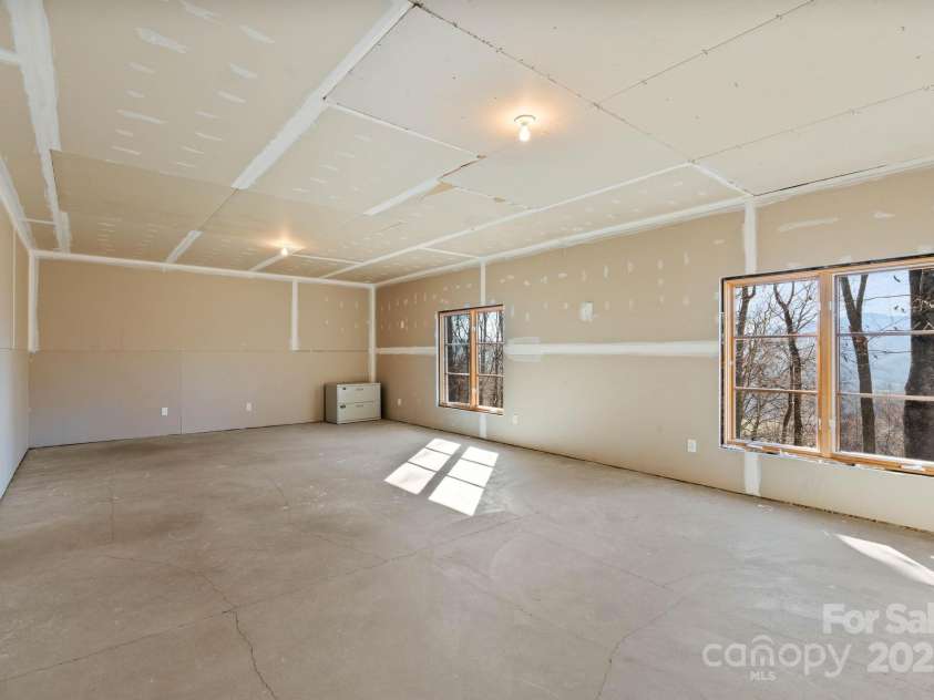 1676 Valle Cay Drive, Vilas, NC 28692.  MLS# CAR4227126, YatesRealty ID 4770. 