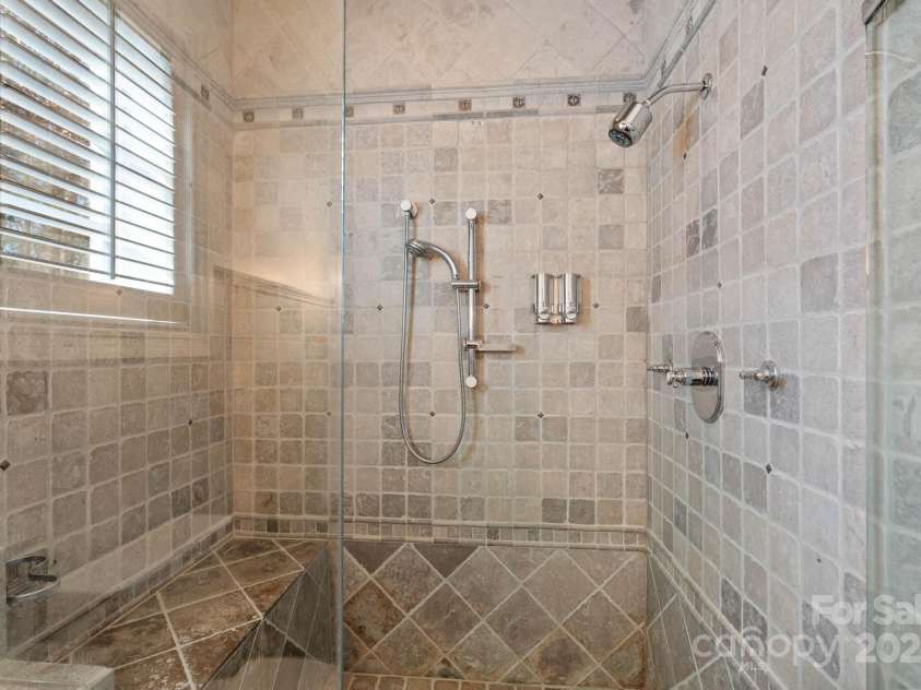 1676 Valle Cay Drive, Vilas, NC 28692.  MLS# CAR4227126, YatesRealty ID 4770. 