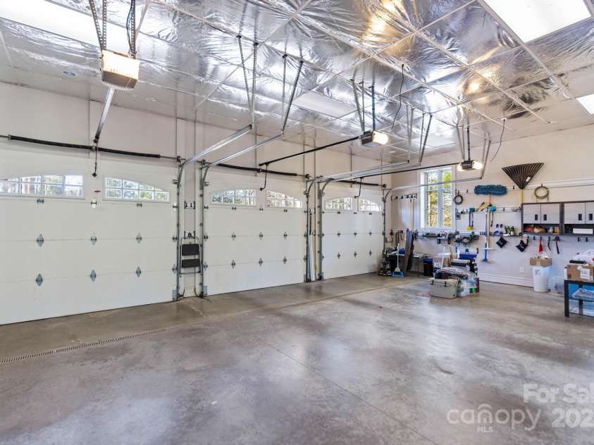 1676 Valle Cay Drive, Vilas, NC 28692.  MLS# CAR4227126, YatesRealty ID 4770. 