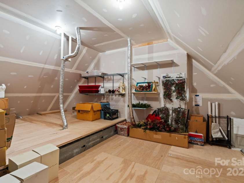 1676 Valle Cay Drive, Vilas, NC 28692.  MLS# CAR4227126, YatesRealty ID 4770. Huge Storage area on second level