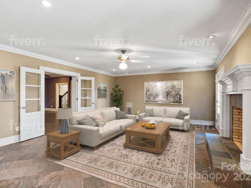 1676 Valle Cay Drive, Vilas, NC 28692.  MLS# CAR4227126, YatesRealty ID 4770. Large downstairs family room