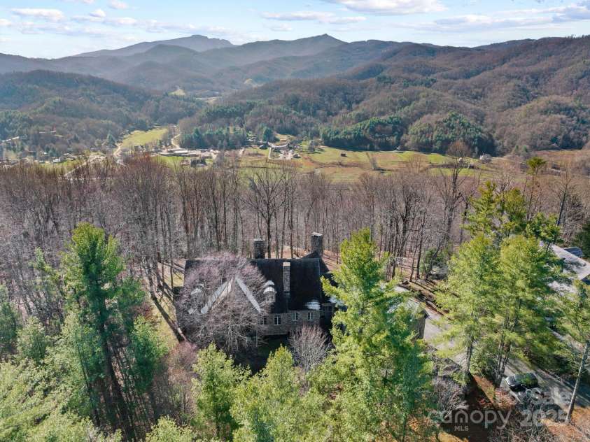 1676 Valle Cay Drive, Vilas, NC 28692.  MLS# CAR4227126, YatesRealty ID 4770. Valle Crucis/ Mast General Store is in the valley below