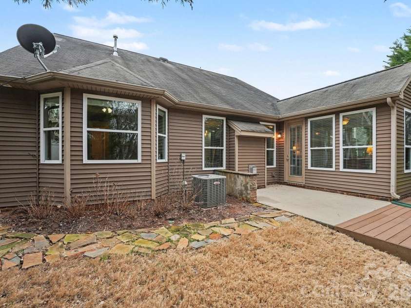 2539 Botanical Court, Concord, NC 28027.  MLS# CAR4322350, YatesRealty ID 4770. 