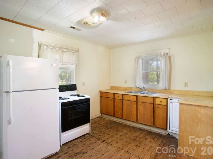 1002 Tanner Road, Rutherfordton, NC 28139.  MLS# CAR4418687, YatesRealty ID 47703. 
