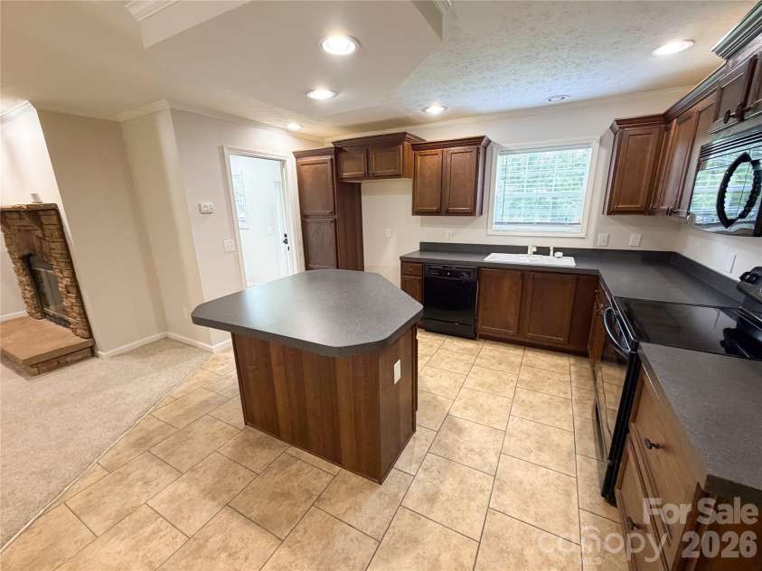 3556 Oakwood Avenue, Claremont, NC 28610.  MLS# CAR4419484, YatesRealty ID 47704. 