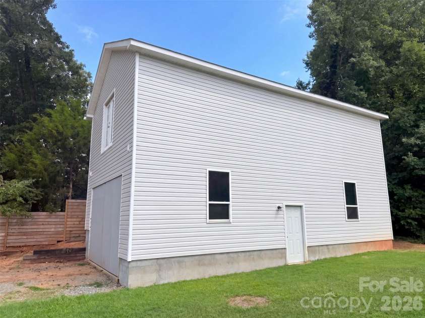 142 Bain Lane, Mooresville, NC 28117.  MLS# CAR4419563, YatesRealty ID 47705. 