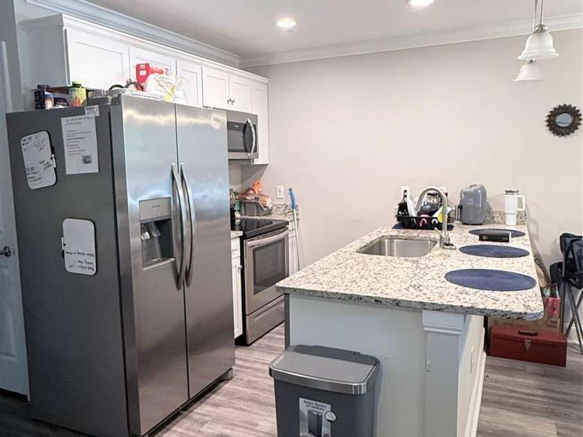 47 14th Street, Hickory, NC 28602.  MLS# CAR4417930, YatesRealty ID 47708. 
