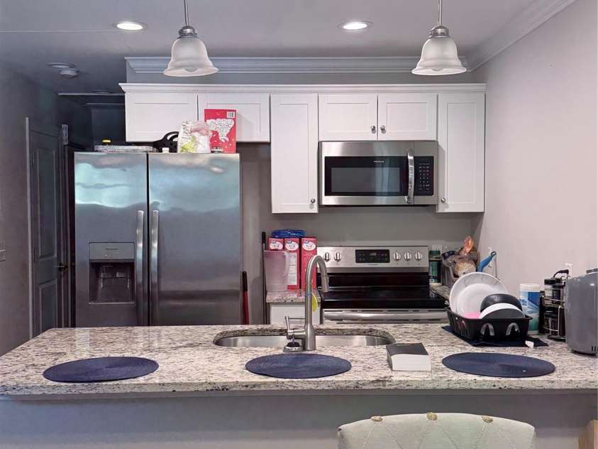 47 14th Street, Hickory, NC 28602.  MLS# CAR4417930, YatesRealty ID 47708. 
