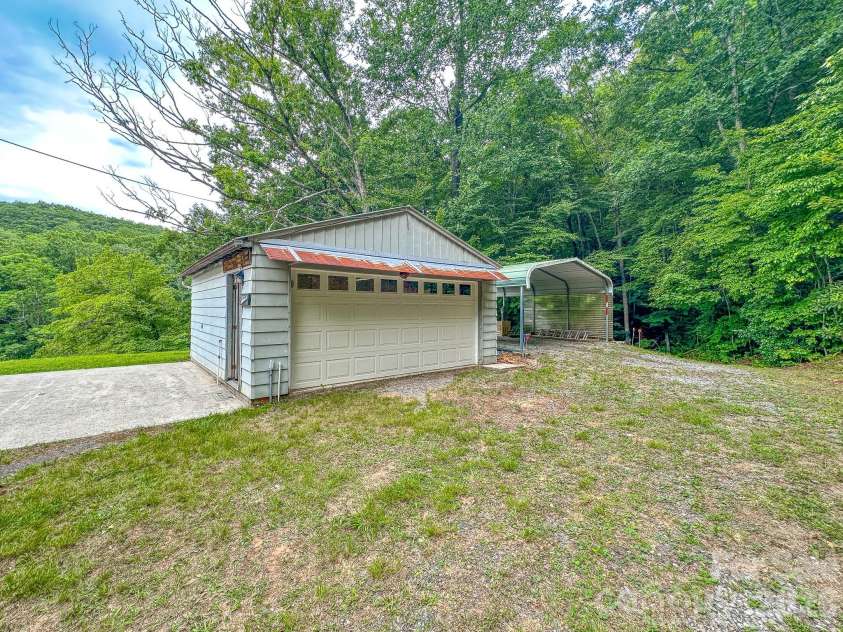 82 Trout Haven Lane, Balsam Grove, NC 28708.  MLS# CAR4408892, YatesRealty ID 47709. 