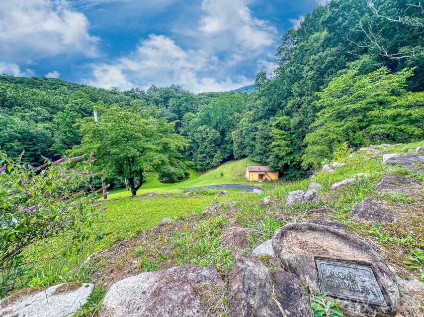 82 Trout Haven Lane, Balsam Grove, NC 28708.  MLS# CAR4408892, YatesRealty ID 47709. 