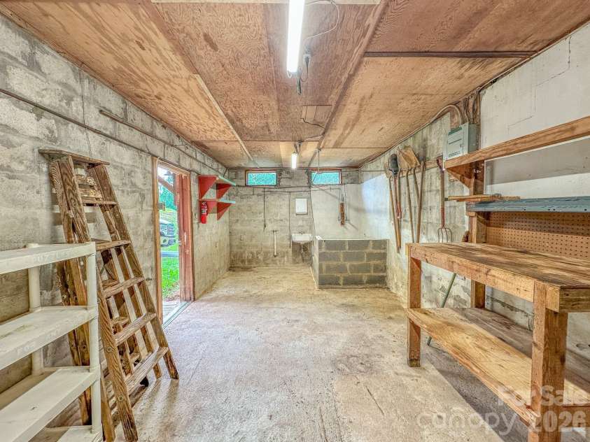 82 Trout Haven Lane, Balsam Grove, NC 28708.  MLS# CAR4408892, YatesRealty ID 47709. 