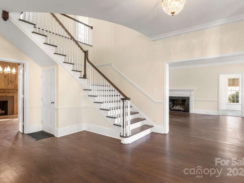 615 Peach Street, Shelby, NC 28150.  MLS# CAR4119174, YatesRealty ID 4771. Beautiful foyer with view into the den and living room!