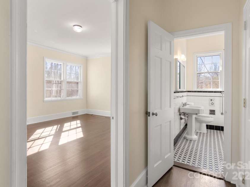 615 Peach Street, Shelby, NC 28150.  MLS# CAR4119174, YatesRealty ID 4771. Primary bedroom suite w/ bathroom and closets