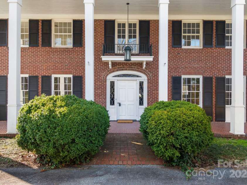 615 Peach Street, Shelby, NC 28150.  MLS# CAR4119174, YatesRealty ID 4771. Spacious covered front porch