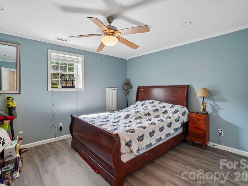 3604 Deerbrook Road, Lenoir, NC 28645.  MLS# CAR4419368, YatesRealty ID 47710. 