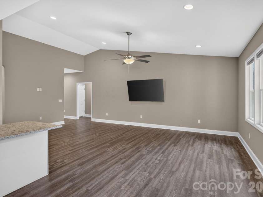 922 Legion Club Road, Salisbury, NC 28146.  MLS# CAR4419274, YatesRealty ID 47711. 