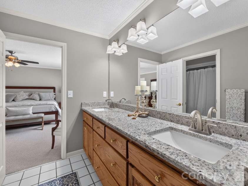 525 Gin Road, Rockwell, NC 28138.  MLS# CAR4419585, YatesRealty ID 47714. Primary Bathroom