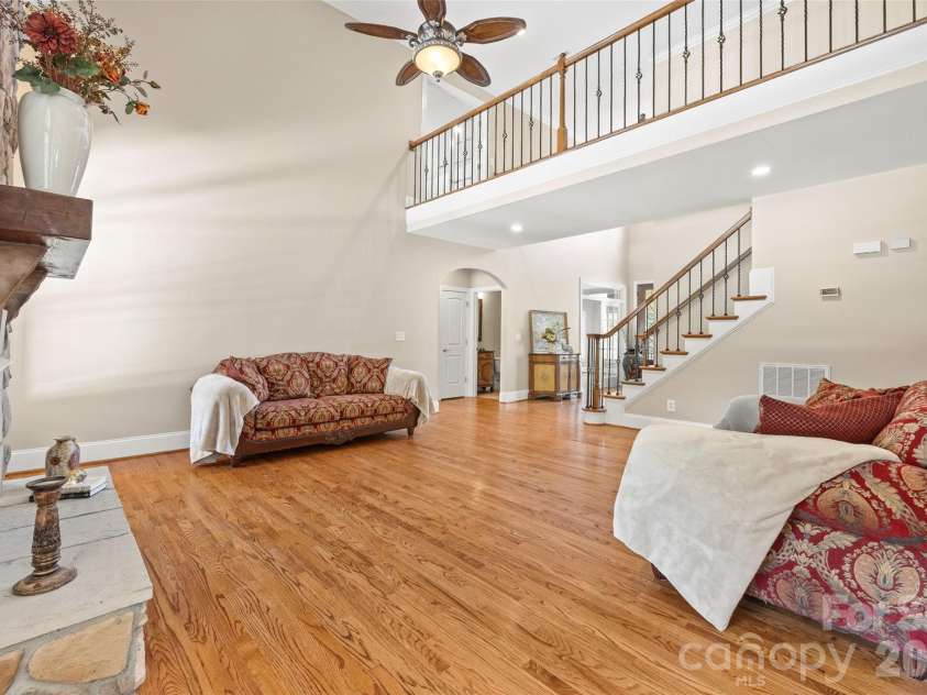 260 Indian Trail, Mooresville, NC 28117.  MLS# CAR4419581, YatesRealty ID 47715. 
