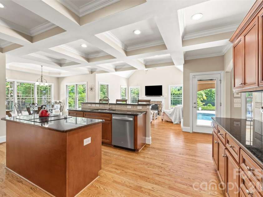 260 Indian Trail, Mooresville, NC 28117.  MLS# CAR4419581, YatesRealty ID 47715. 
