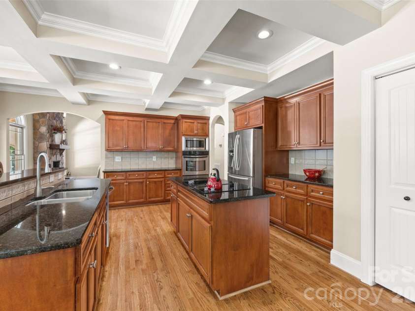 260 Indian Trail, Mooresville, NC 28117.  MLS# CAR4419581, YatesRealty ID 47715. 