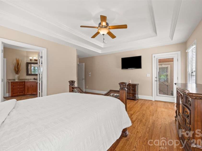 260 Indian Trail, Mooresville, NC 28117.  MLS# CAR4419581, YatesRealty ID 47715. 