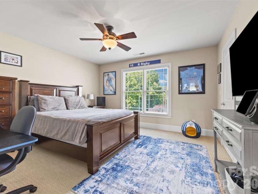 260 Indian Trail, Mooresville, NC 28117.  MLS# CAR4419581, YatesRealty ID 47715. 
