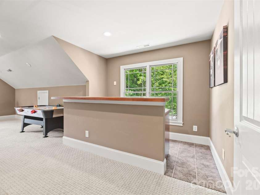 260 Indian Trail, Mooresville, NC 28117.  MLS# CAR4419581, YatesRealty ID 47715. 
