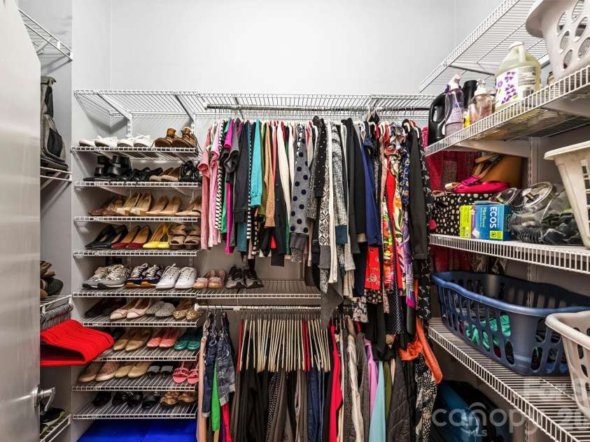 694 Davidson Street, Charlotte, NC 28202.  MLS# CAR4418966, YatesRealty ID 47716. Walk-In Closet