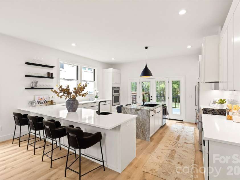 1344 Richland Drive, Charlotte, NC 28211.  MLS# CAR4411343, YatesRealty ID 47718. 