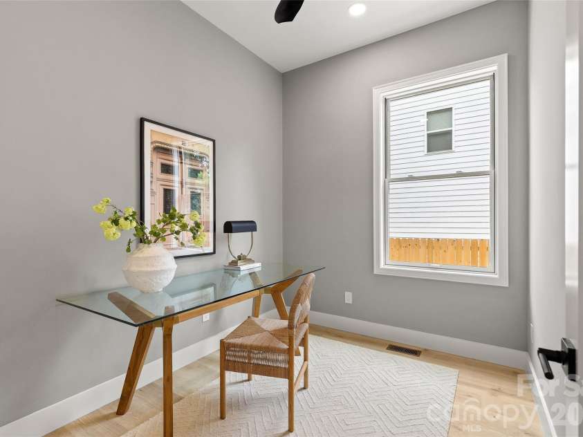 1344 Richland Drive, Charlotte, NC 28211.  MLS# CAR4411343, YatesRealty ID 47718. 