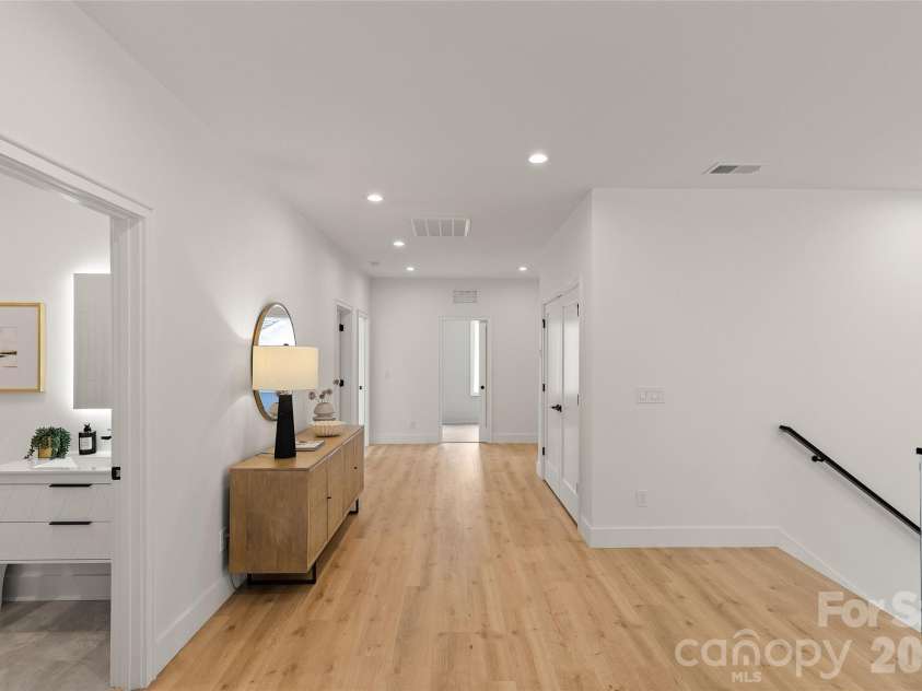 1344 Richland Drive, Charlotte, NC 28211.  MLS# CAR4411343, YatesRealty ID 47718. 