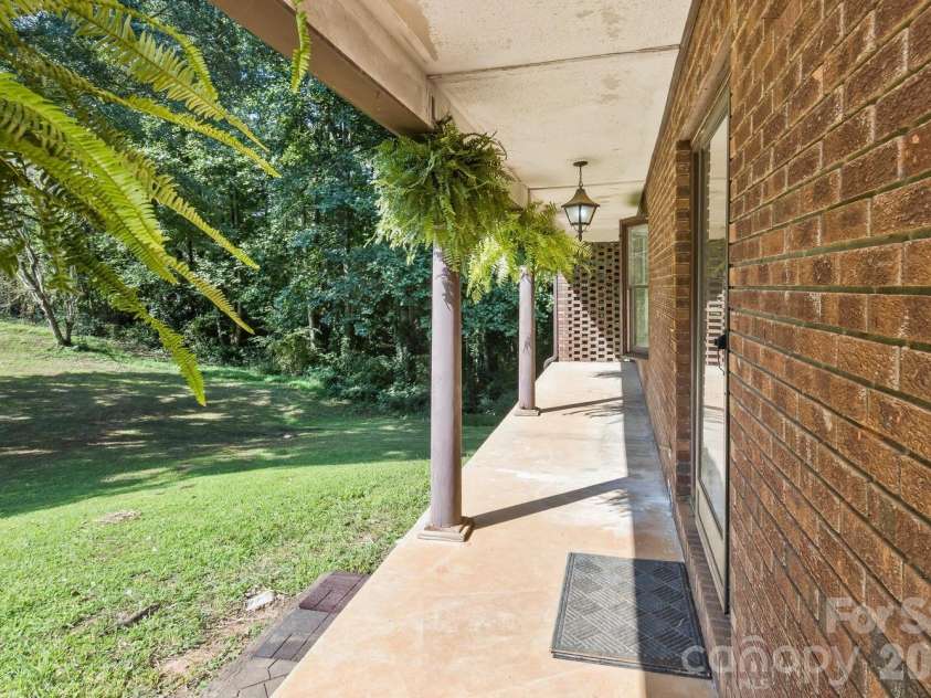 94 Stone Drive, Marion, NC 28752.  MLS# CAR4419587, YatesRealty ID 47719. Front Porch