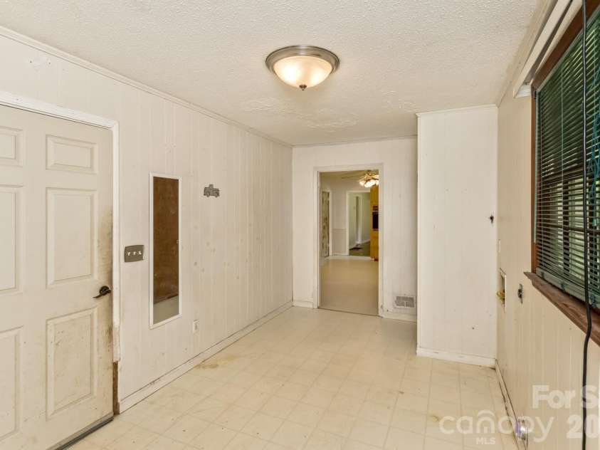 94 Stone Drive, Marion, NC 28752.  MLS# CAR4419587, YatesRealty ID 47719. Mud room/Laundry hookup