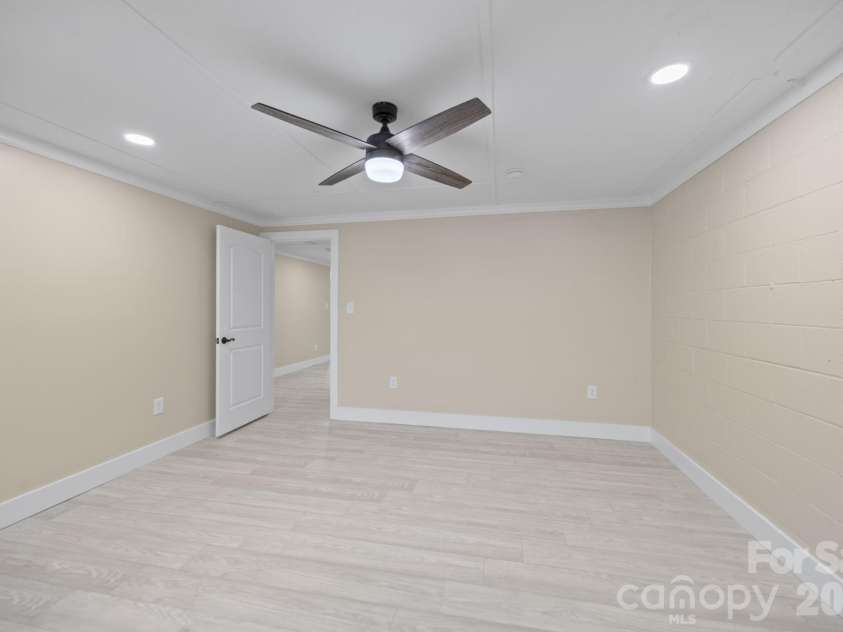 133 Elmwood Road, Statesville, NC 28625.  MLS# CAR4355874, YatesRealty ID 4772. 