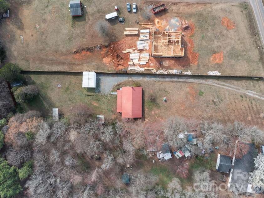 133 Elmwood Road, Statesville, NC 28625.  MLS# CAR4355874, YatesRealty ID 4772. 