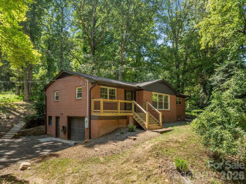 340 School Road, Asheville, NC 28806.  MLS# CAR4418622, YatesRealty ID 47721. 