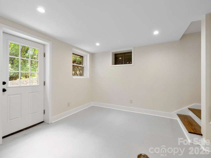 340 School Road, Asheville, NC 28806.  MLS# CAR4418622, YatesRealty ID 47721. 