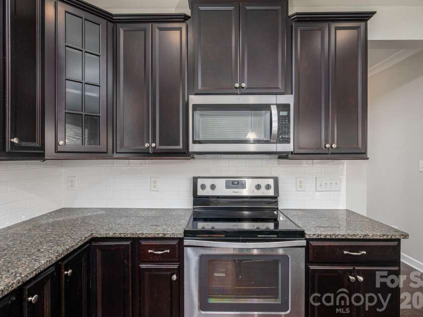 424 Planters Way, Mount Holly, NC 28120.  MLS# CAR4419015, YatesRealty ID 47722. 