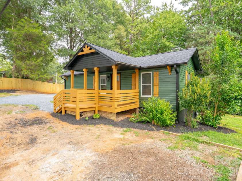 1303 Cooper Avenue, Kannapolis, NC 28081.  MLS# CAR4418614, YatesRealty ID 47724. Side View