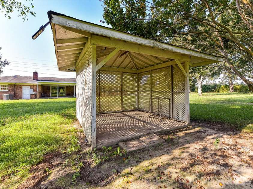 3320 Goldmine Road, Monroe, NC 28110.  MLS# CAR4418987, YatesRealty ID 47727. 