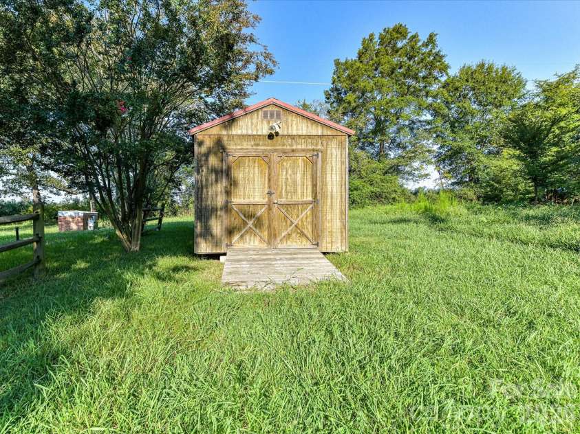 3320 Goldmine Road, Monroe, NC 28110.  MLS# CAR4418987, YatesRealty ID 47727. 