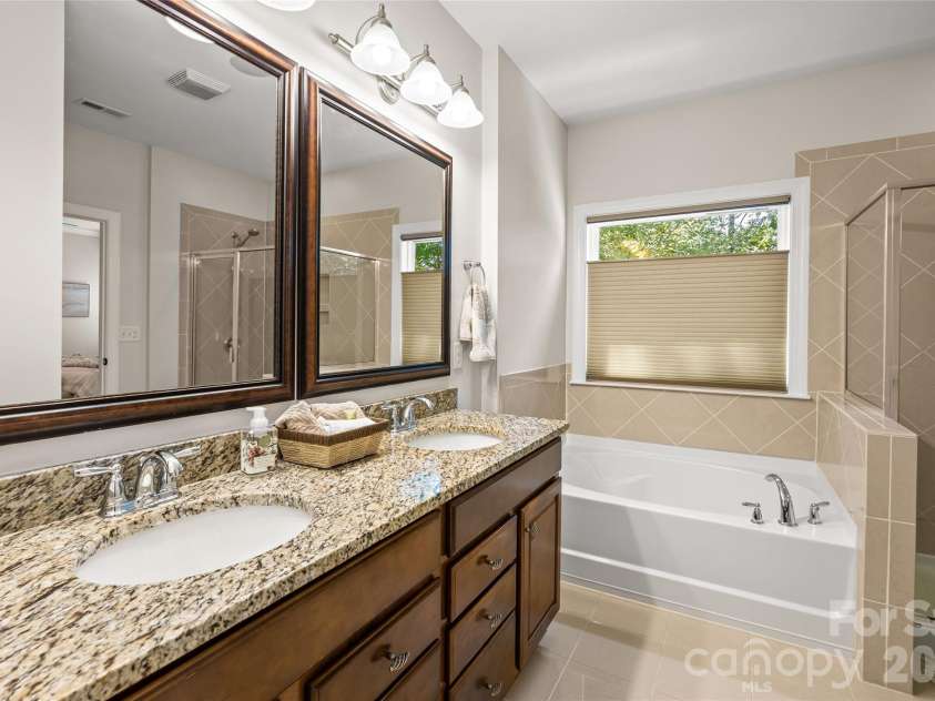 7935 Alexander Road, Charlotte, NC 28270.  MLS# CAR4418766, YatesRealty ID 47728. 
