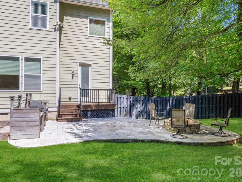 7935 Alexander Road, Charlotte, NC 28270.  MLS# CAR4418766, YatesRealty ID 47728. 