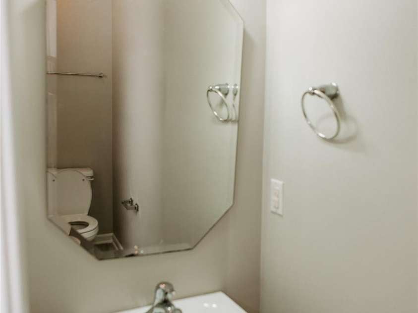 1327 Phil Oneil Drive, Charlotte, NC 28215.  MLS# CAR4178167, YatesRealty ID 4773. 