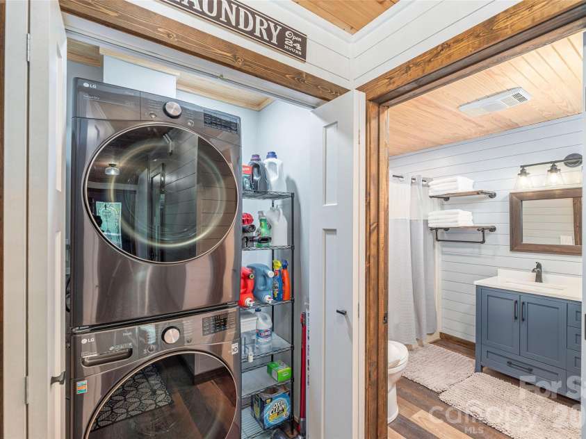 477 Locust Drive, Maggie Valley, NC 28751.  MLS# CAR4276263, YatesRealty ID 4773. Upper Laundry Closet