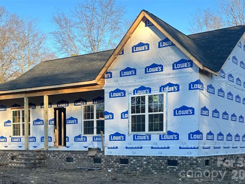 764 Old York Road, Chester, SC 29706.  MLS# CAR4336938, YatesRealty ID 4773. 